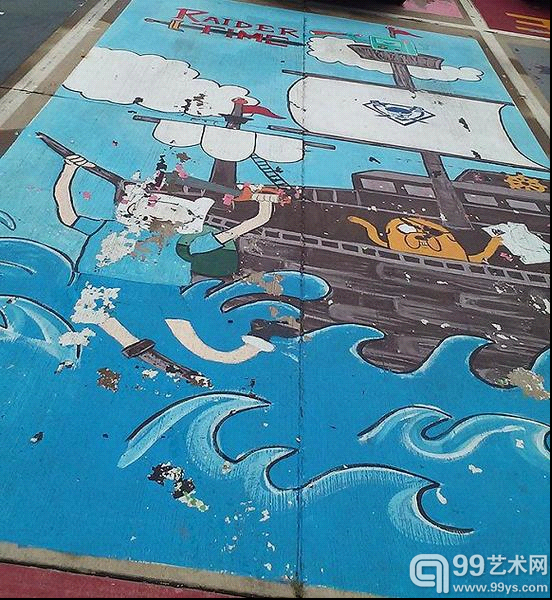厉害了,这群高中生把停车位搞成了艺术空间