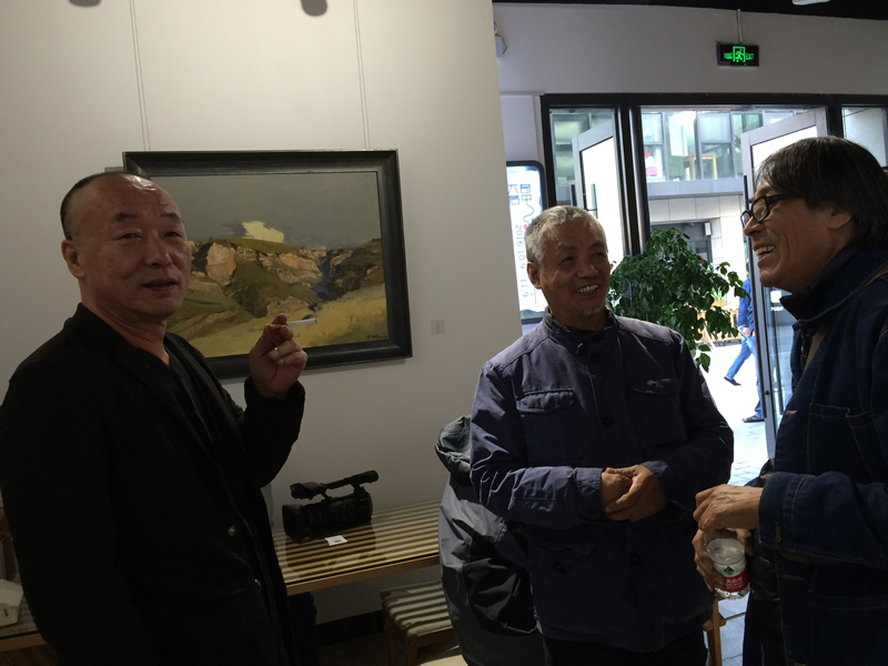 左起批评家刘淳、艺术家孙建平、艺术家白羽平