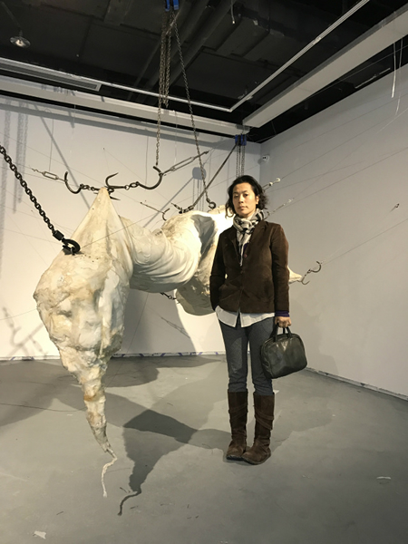 姜杰与作品《小于一吨半》