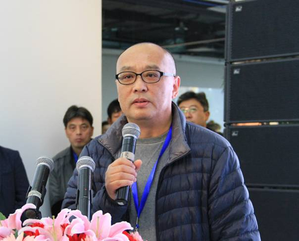 张晓刚（第三届南京国际美术展获奖艺术家）