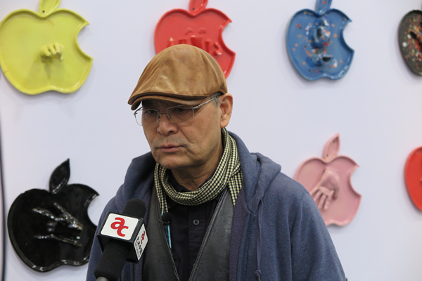 上海美术家协会副主席、原华东师大艺术学院院长周长江接受采访