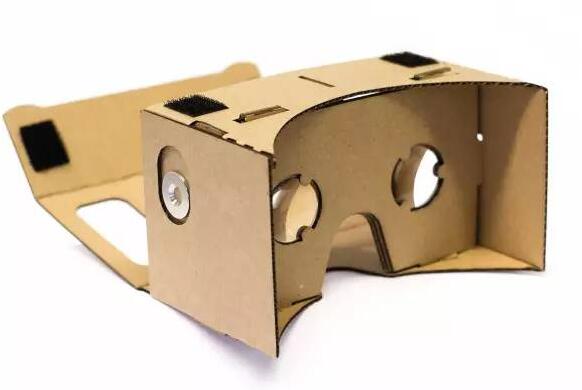 谷歌公司推出的低成本 VR 眼镜，是当前较为流行的虚拟现实观看设备
