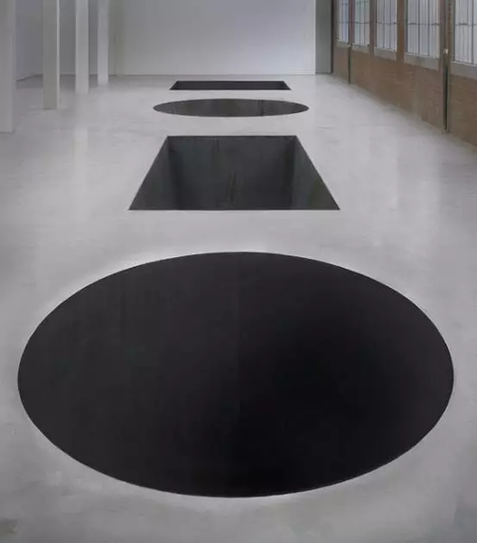 《东西南北》，迈克尔•海泽，1967/2002。图片来源于网络