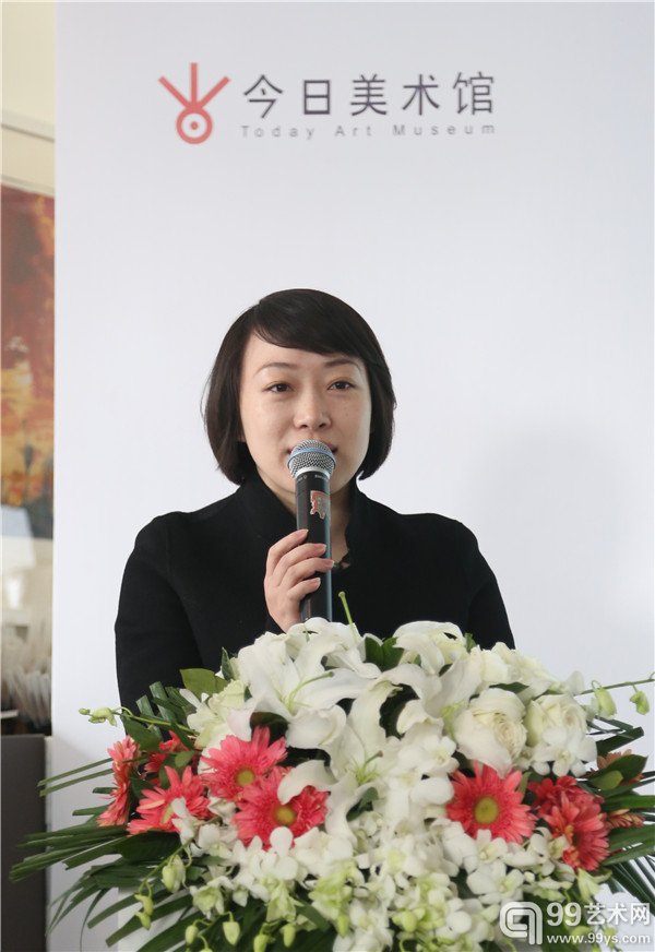 今日美术馆学术与展览副馆长 晏燕