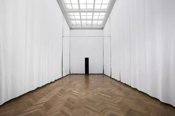 《安装》，塞弗迪特·伊莱克，2012. 。图片来源于网络