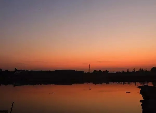潮白河的黄昏，这里是北京与河北的交界处