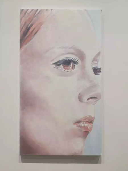 吕克·图伊曼斯《C》，布面油画，2017，138.1 x 77.1cm