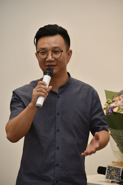 策展人李裕君致辞 