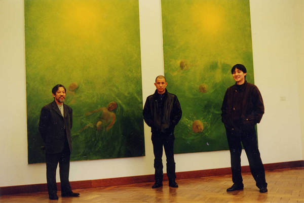 1998年，荷兰阿姆斯特丹，Stedeljie美术馆《方力钧作品展》