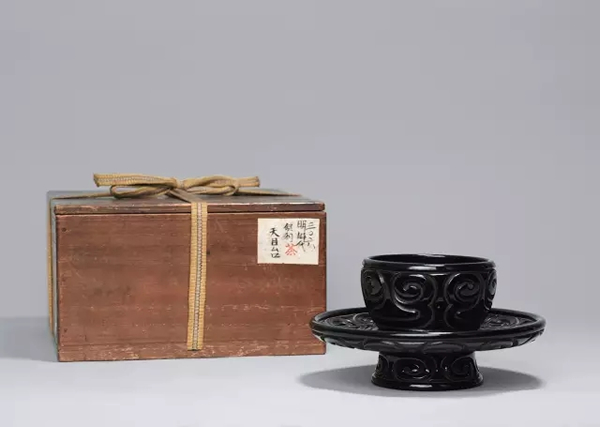元    剔犀盏托