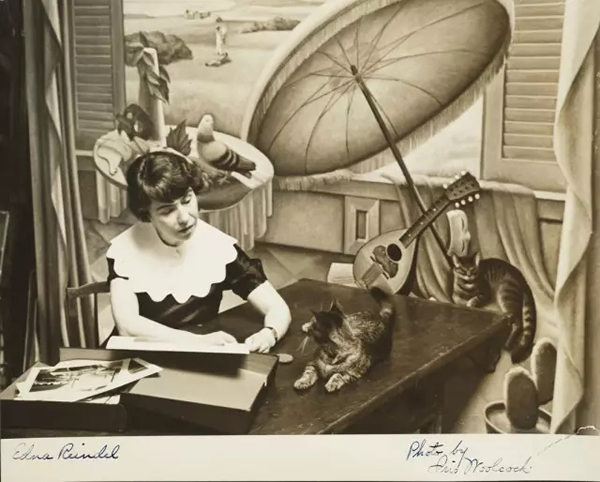  1940年，艺术家Edna Reindel和她的猫