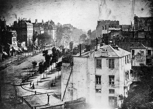 达盖尔的摄影作品《Boulevard du Temple, with unicorn》