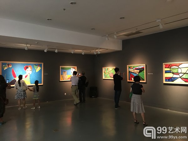 2017年7月8日上午十点，张郎郎首次个人画展`一个文人的从心童画`在清华大学美术学院美术馆隆重开幕。