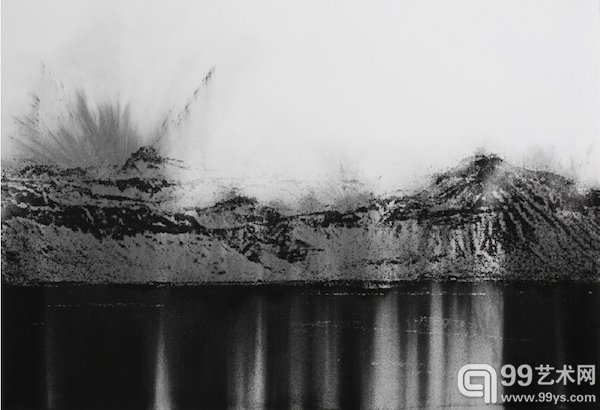 卡娜,《黩白3》,碳粉末粘合及印在纸板上,140×100cm,2017