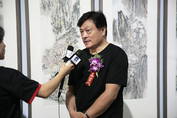 孙海青接受采访