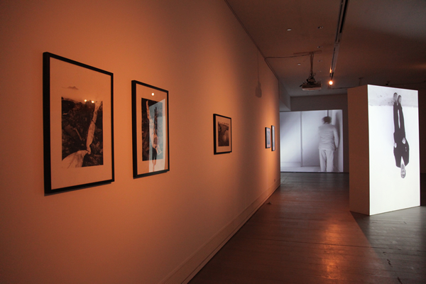 《不合时宜：苏格兰当代艺术展》第三期现场图-布鲁斯·麦克林空间