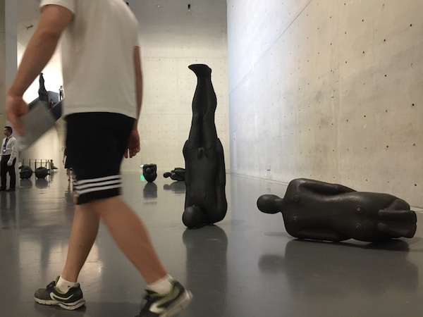 “安东尼·葛姆雷：静止中移动”展览现场