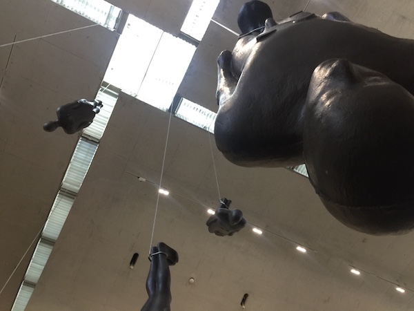 《临界物质II》