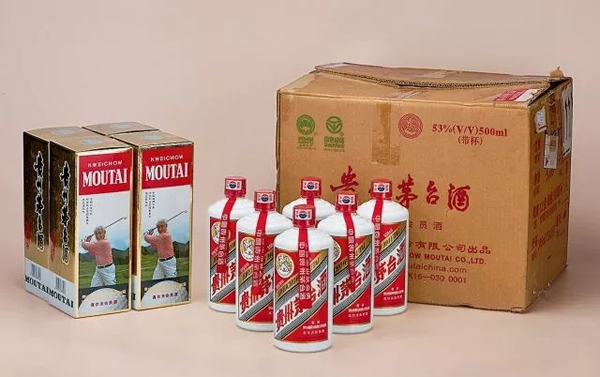 3338  2006年7月20日高尔夫会员茅台酒