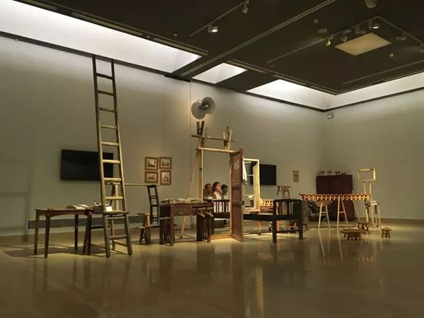 <<羊磴艺术合作社 >> 装置影像作品，尺 寸可变 , 2017