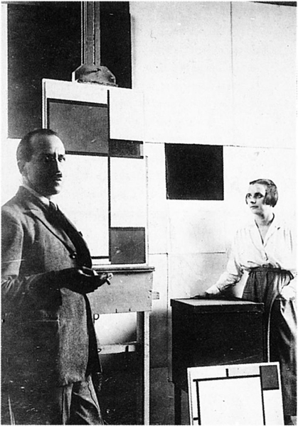 Piet Mondrian and Pétro (Nelly) van Doesburg in Mondrian