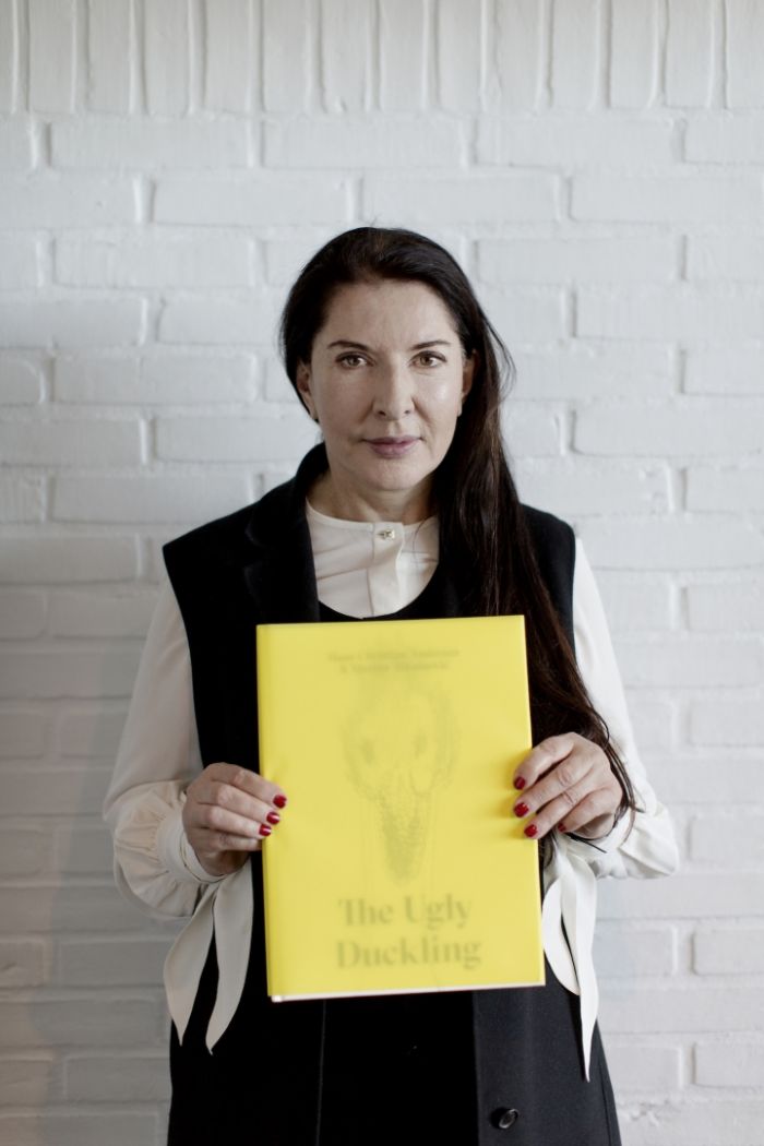 安徒生（Andersen）《丑小鸭》玛丽娜·阿布拉莫维（Marina Abramović），由丹麦赫尔辛基路易斯安那现代艺术博物馆出版提供(所有图片均由路易斯安那州博物馆提供)