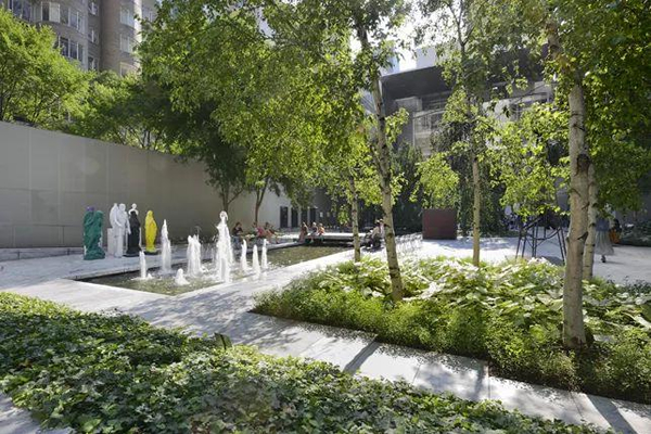 MoMA内的艾比·洛克菲勒建筑花园