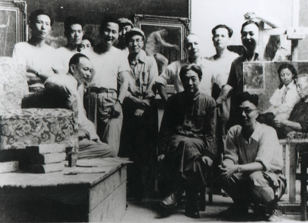 1953年暑期，徐悲鸿辅导中央美术学院和浙江美术学院教师进修小组，这是他最后一次教学活动。