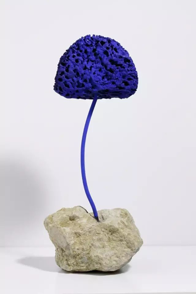Untitled blue sponge-sculpture (SE 247), ca. 1960