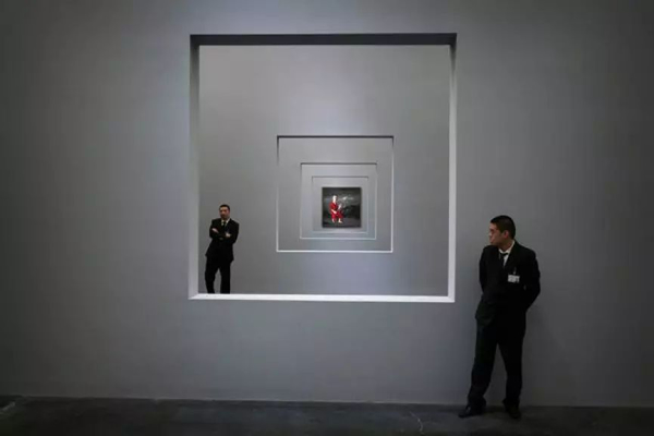 曾梵志个展 UCCA“散步”