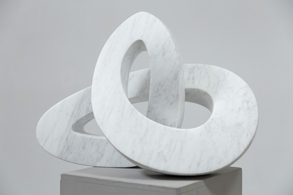 黎志文 Lai Chi man, 永恒 Eternity , 大理石  Marble, H47x70x34cm, 2016