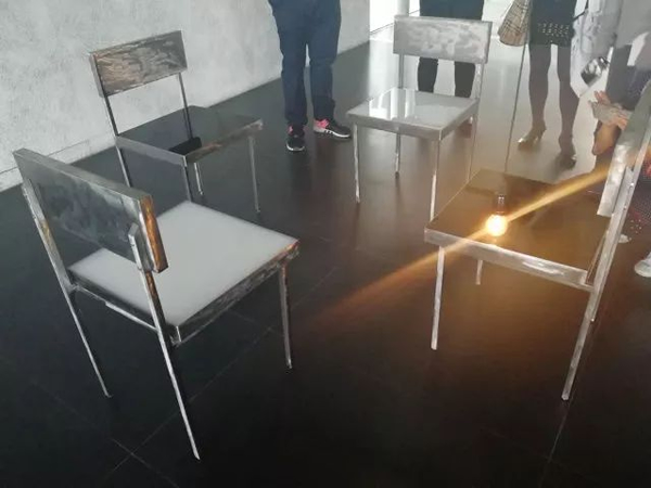 作品在展览现场
