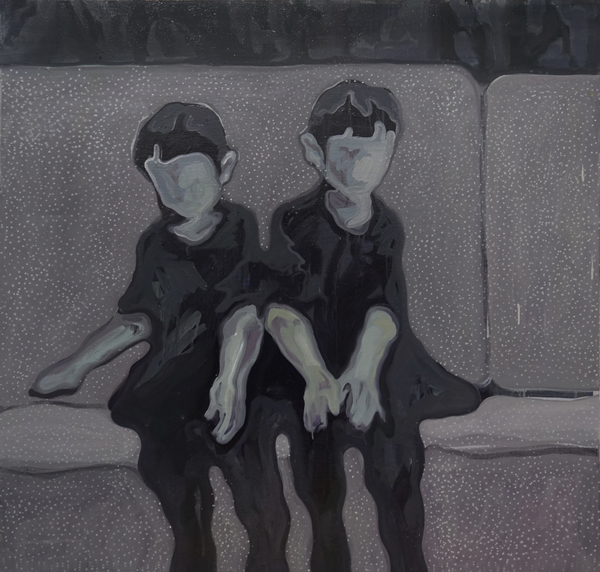 林山《沙发上的双胞胎》，林山，布面油画，100×100厘米，2018年。图片来源：香格纳画廊