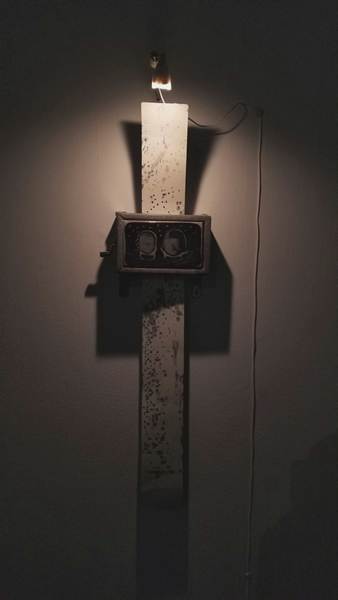 林山，《八音盒之一》，木板上丙烯和树脂，9.5×15×5.5厘米，2018年。图片来源：张婷
