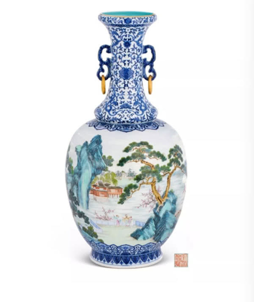 清乾隆 御制青花夹洋彩通景“桃花源”图双耳活环大瓶“大清乾隆年制”六字三行篆书款，乾隆本朝 高 55.2 cm