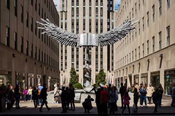 Anselm Kiefer, Uraeus, 2017–2018. Photo Nicholas Knight