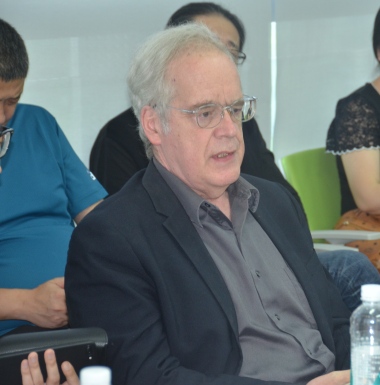 著名艺术史论学家、中国艺术研究学家、湖北大学访问学者 DAVID ADAM BRUBAKER