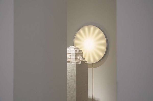 孙宇  Luminary光明想  LED、PVC、植物、振动片  尺寸可变  2017