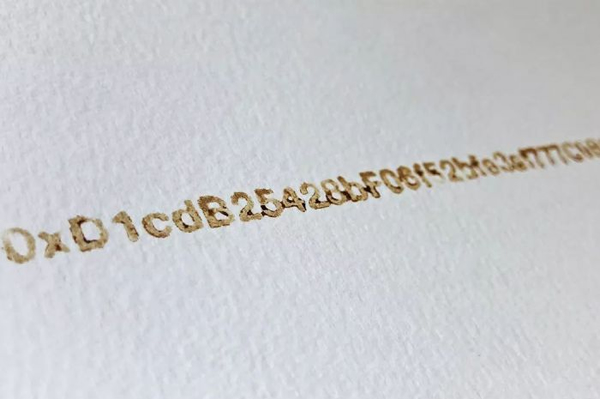 凯文·阿博什，《IAMA Coin》installation shot