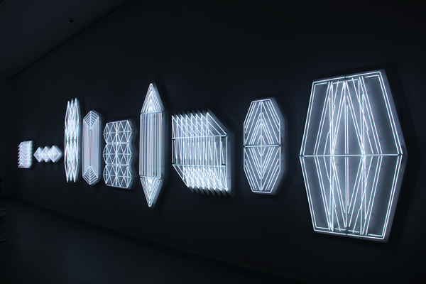 中国上海宝龙美术馆《WAVELENGTH：出厂设置》展览现场，杨牧石《幻化》