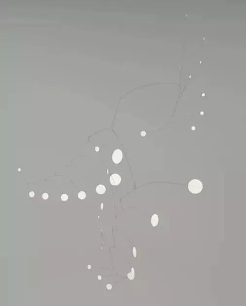 亚历山大·考尔德（美国，1898-1976）《雪舞，I》，1948