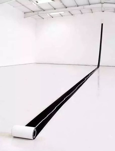 《+40m》 谭平 20x4000cm  2012年  木刻