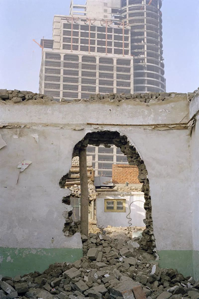 © ZHANG DALI, Demolition – World Financial Center, 1998. Courtesy of Pékin Fine Arts Gallery (Beijing & Hong Kong)
