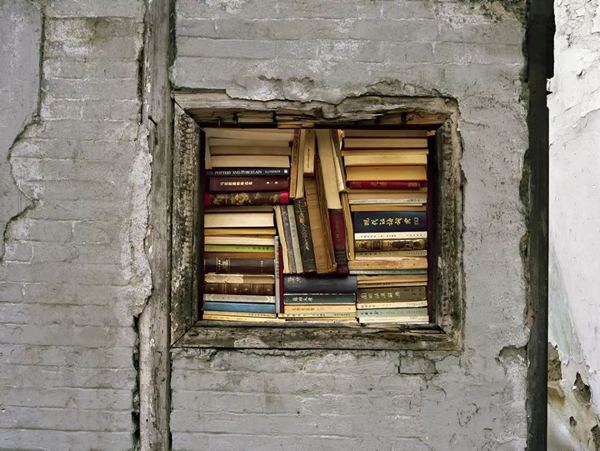  DUBRAVKA VIDOVIK, Shikumen_s walls series #16, 2014. Courtesy of ArtCN Gallery (Shanghai)