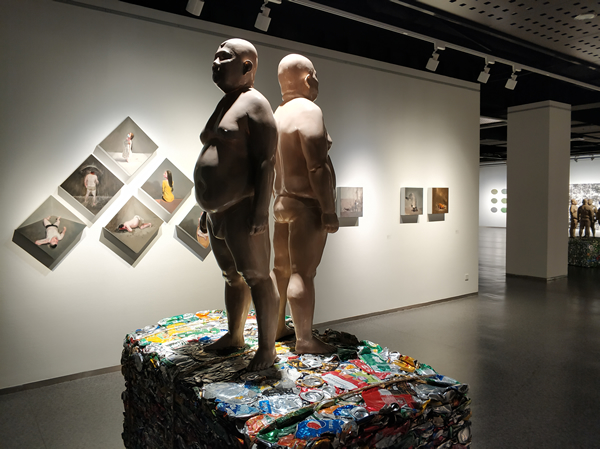 戴增钧作品现场