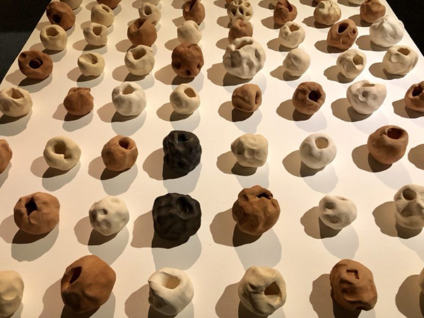 张羽：入泥入土的肉身-器，陶泥、电窑烧，2015