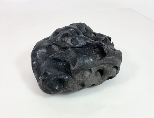 张羽：入泥入土的肉身-器，陶泥、柴窑烧，2018