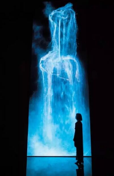 teamLab  水粒子的世界  图片：网络