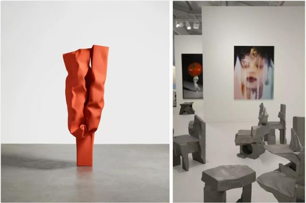 （左）卡罗尔·博夫，《格言》（Aphorism），2018。图片致谢卓纳画廊（右）Salon 94 画廊于2018伦敦弗里兹的展位。图片致谢 Salon 94