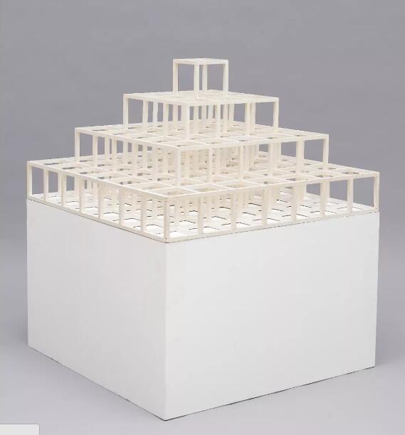 Sol LeWitt（索尔勒维特）, Cube Structure Based on Five Modules, 1972.